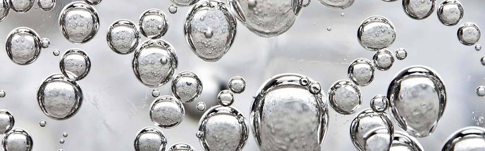 The Difference Between Soda and Sparkling Water · Purezza